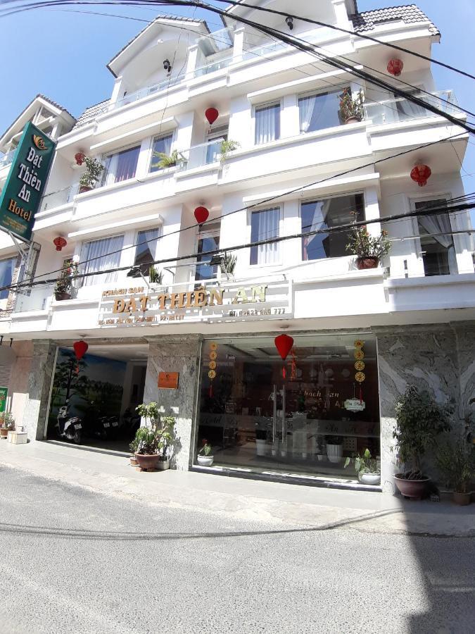 Dat Thien An Hotel Dalat Exterior foto